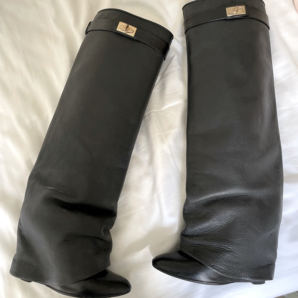Givenchy Shark Lock Boots in 39